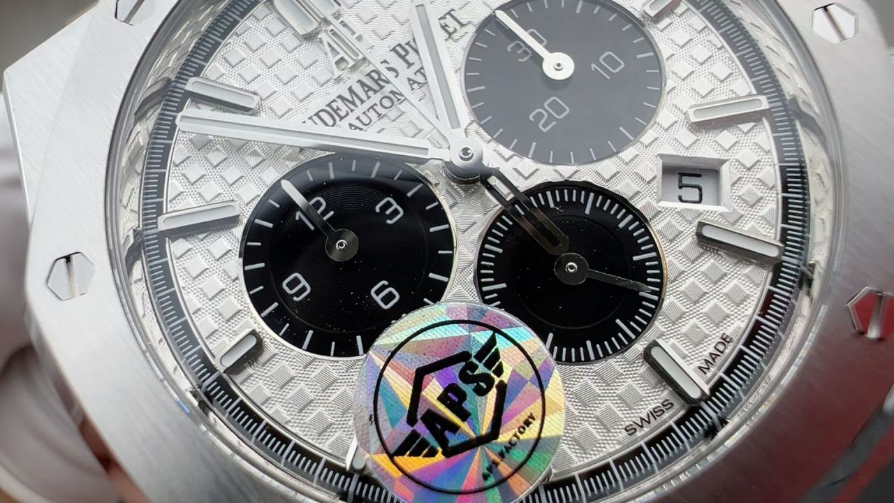 APS爱彼皇家橡树系列26331ST.OO.1220ST.03腕表 /  