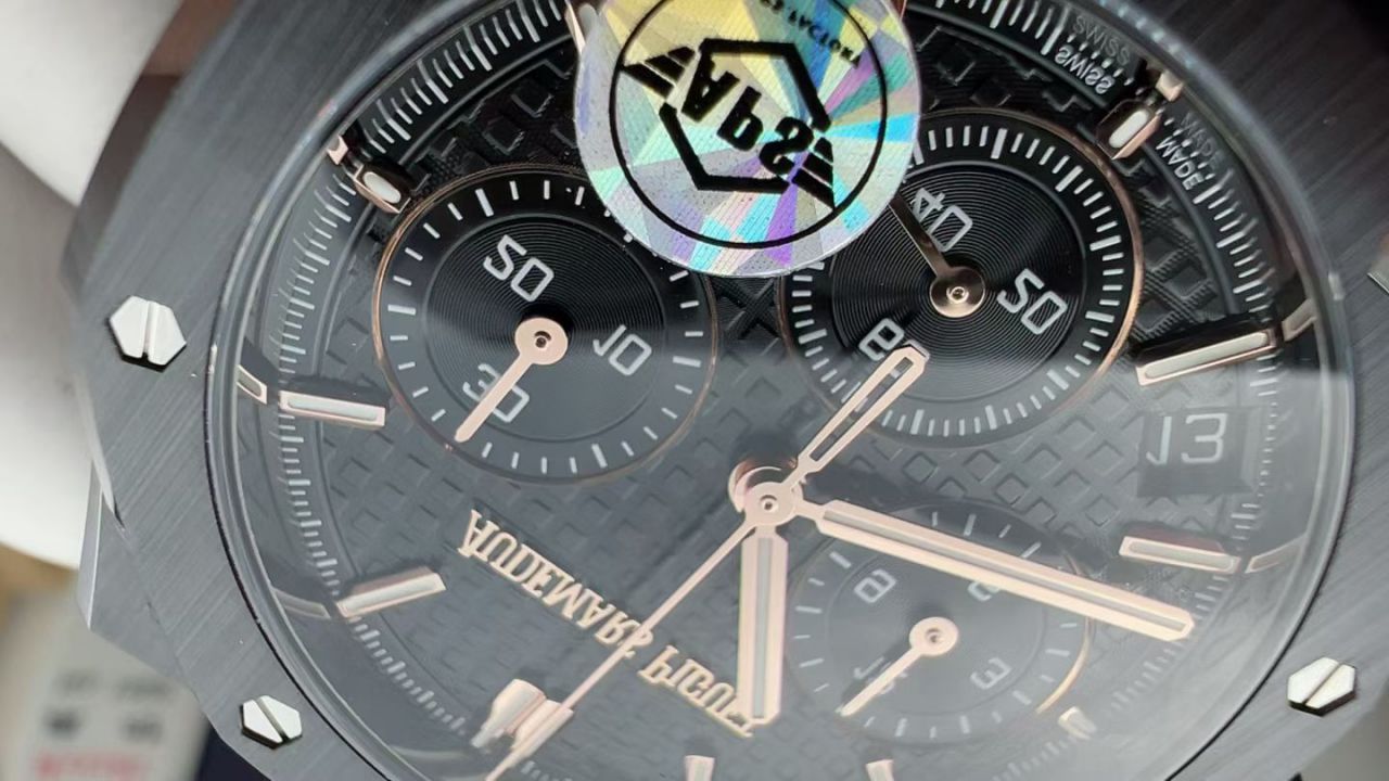 APS爱彼皇家橡树系列26240CE.OO.1225CE.02腕表 /  