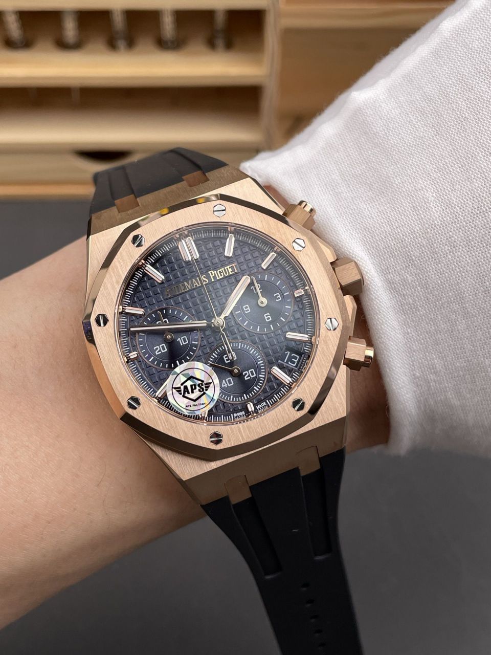 APS爱彼皇家橡树系列26240OR.OO.D315CR.02腕表 /  