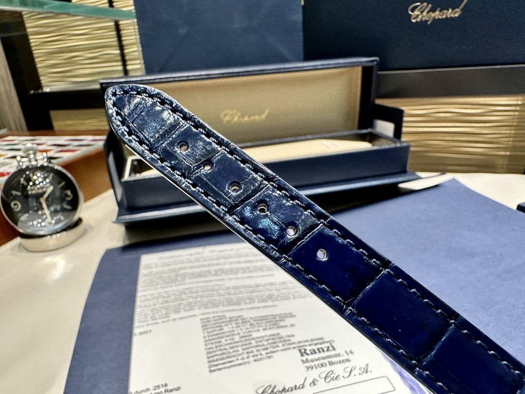 萧邦HAPPY DIAMONDS系列278509-3049腕表 /  