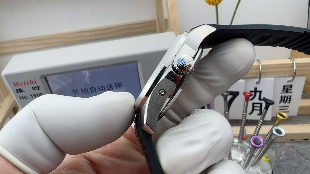 ZF百达翡丽AQUANAUT系列5164A-001腕表 /  