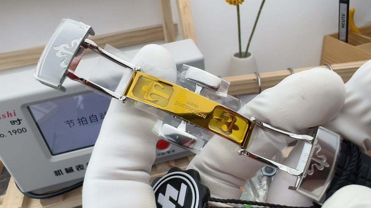 ZF百达翡丽AQUANAUT系列5164A-001腕表 /  