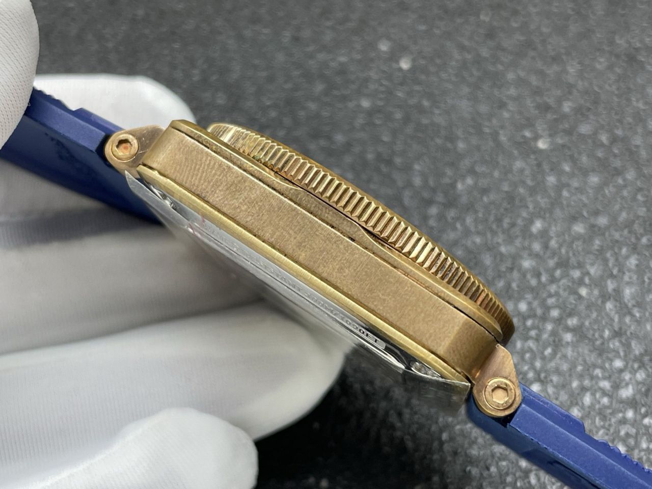 柏莱士INSTRUMENTS系列BR 03-92 DIVER BRONZE BLUE腕表 /  