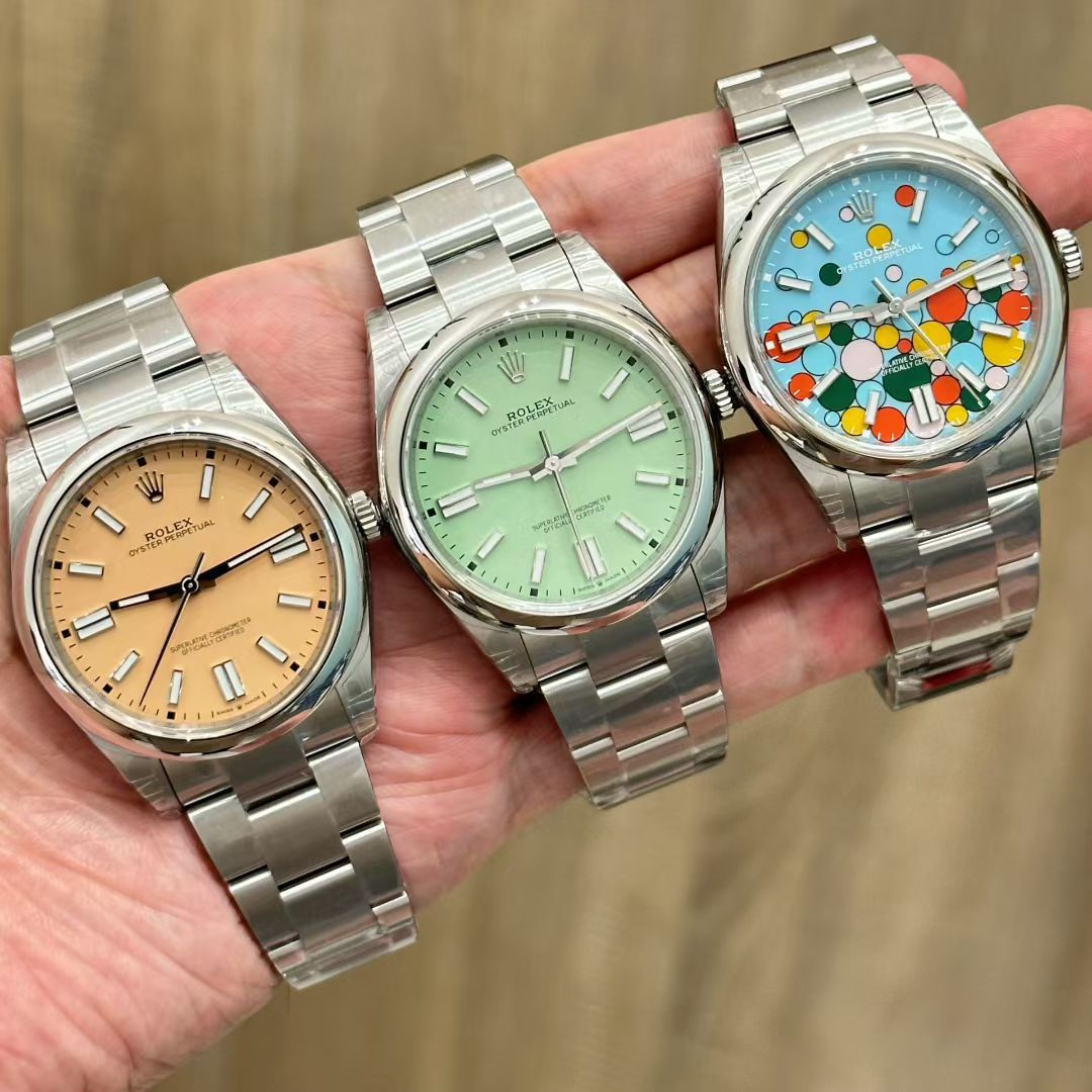 VS劳力士蚝式恒动系列咸蛋黄134300-0007腕表 /  