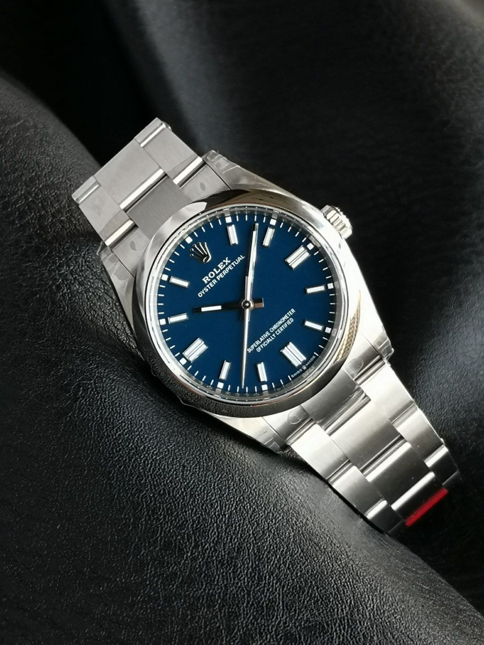 VS劳力士蚝式恒动系列126000-0015腕表 /  