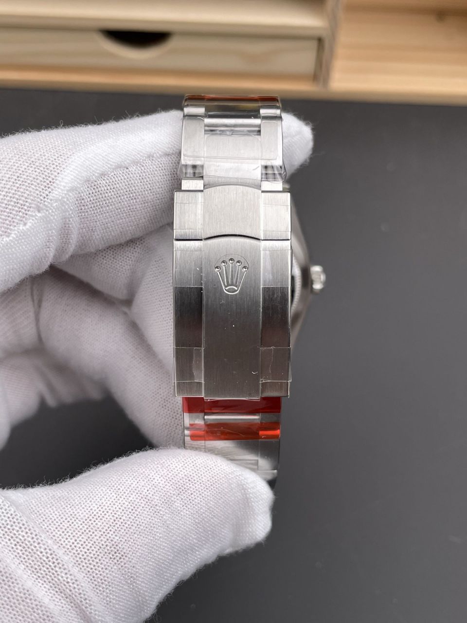 VS劳力士蚝式恒动系列m126000-0005腕表 /  