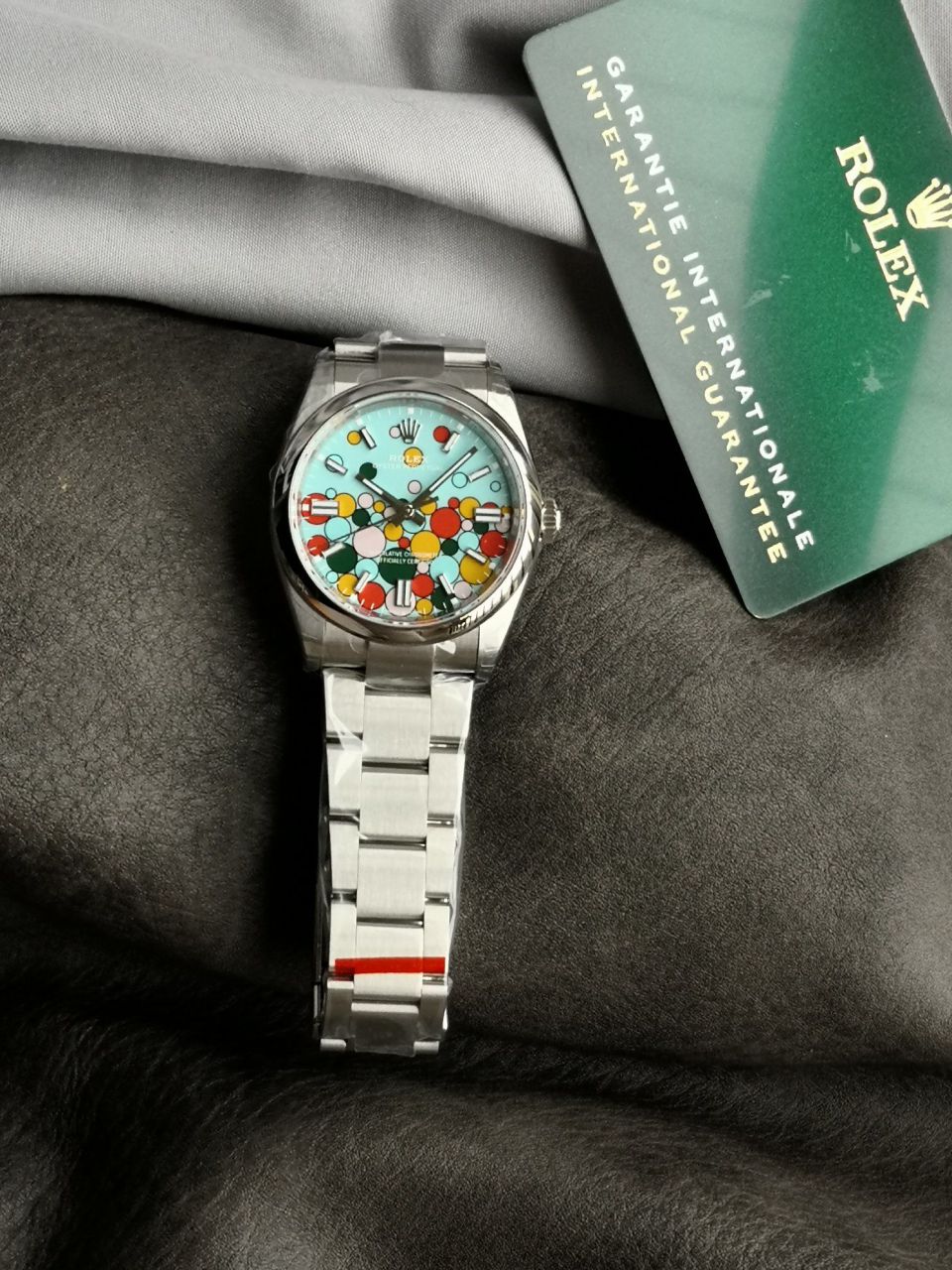 VS劳力士蚝式恒动系列m126000-0009（36毫米）腕表(气球盘) /  