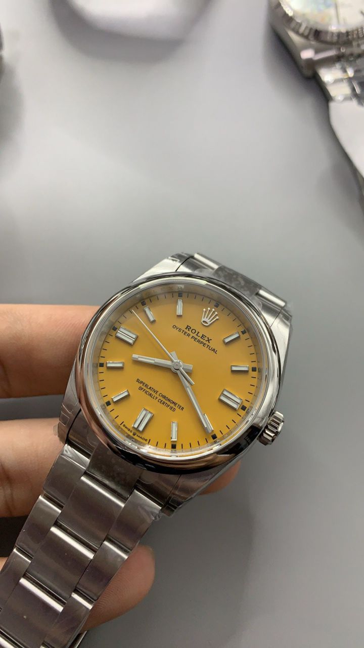 VS劳力士蚝式恒动系列m126000-0004腕表 /  