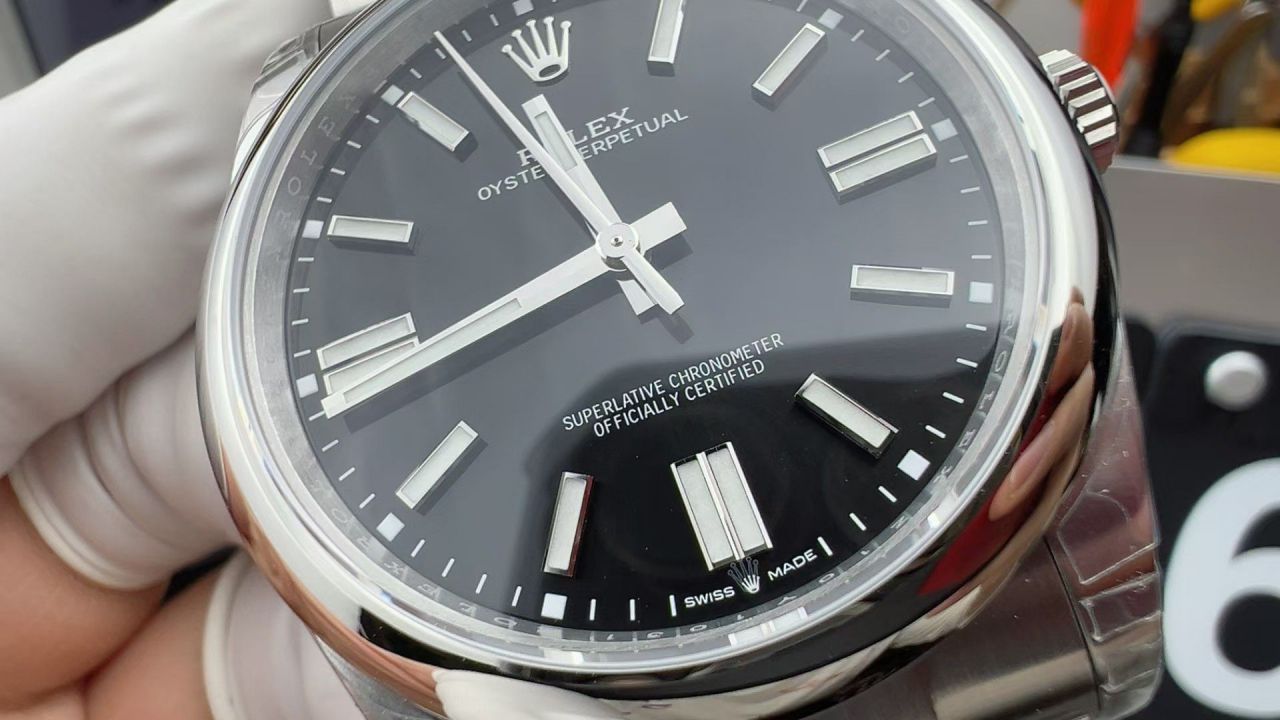 VS劳力士蚝式恒动系列134300-0008腕表 /  