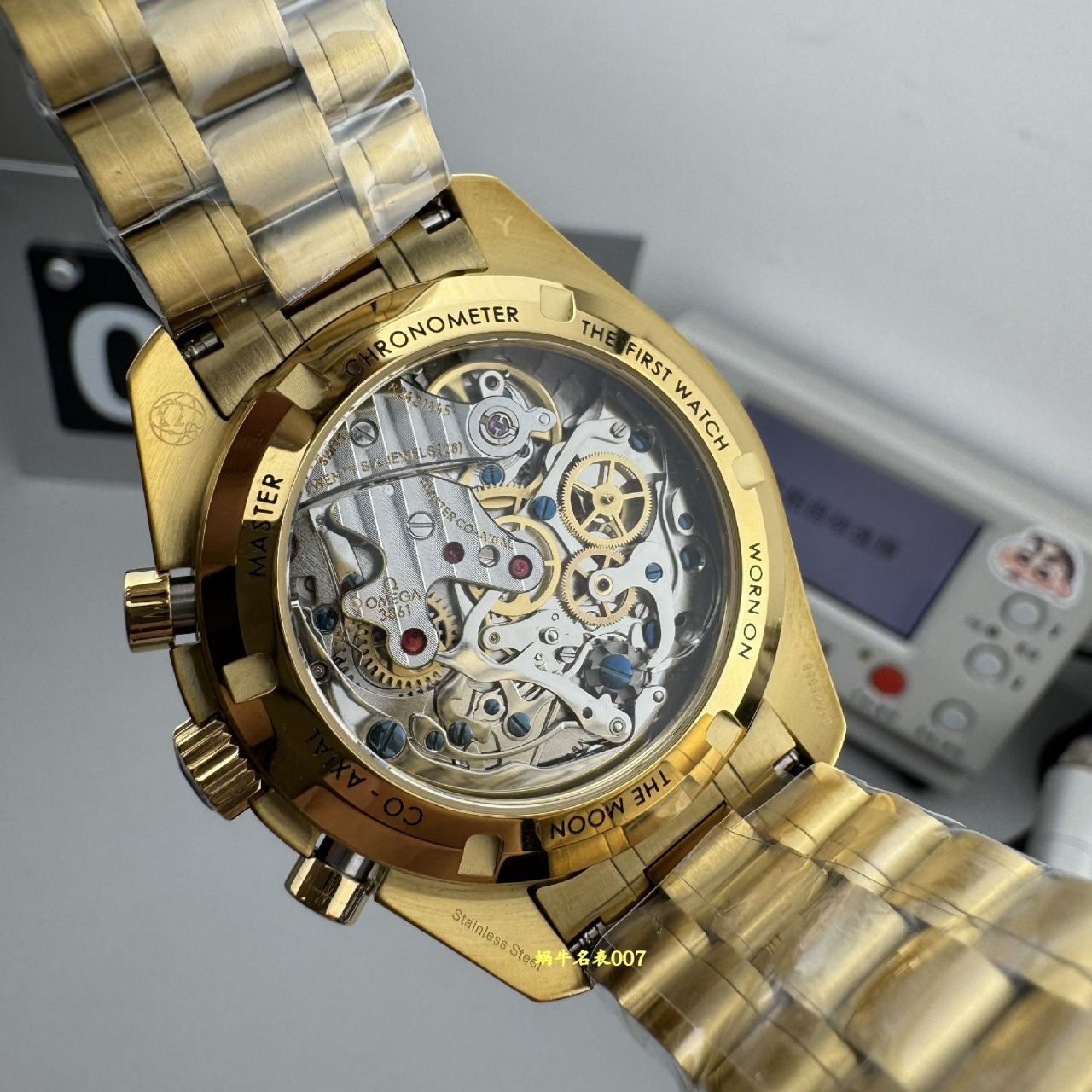 N1欧米茄超霸系列310.60.42.50.99.002腕表 /  