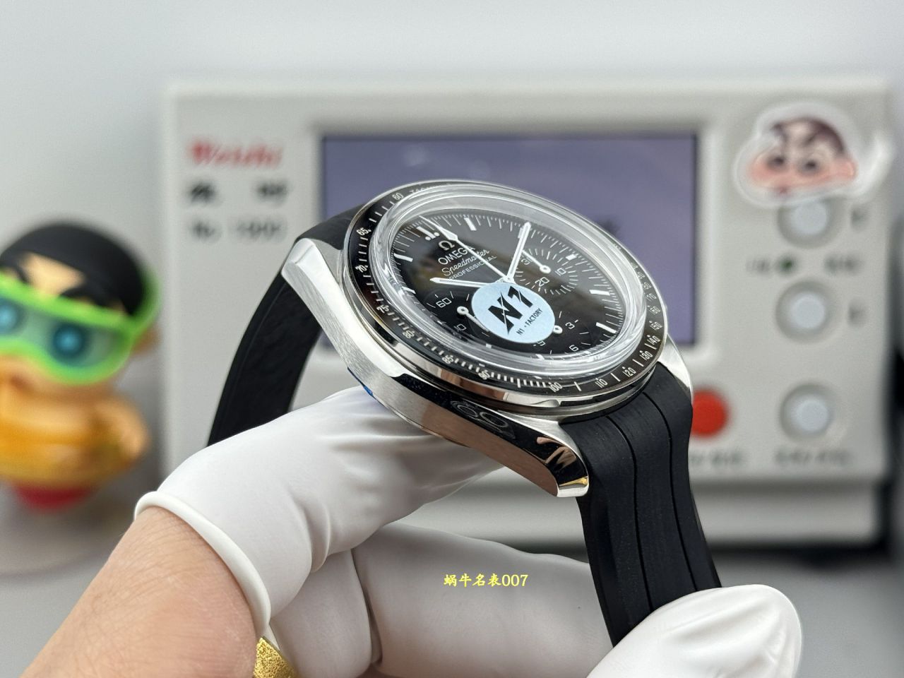 N1欧米茄超霸系列310.32.42.50.04.001腕表 /  