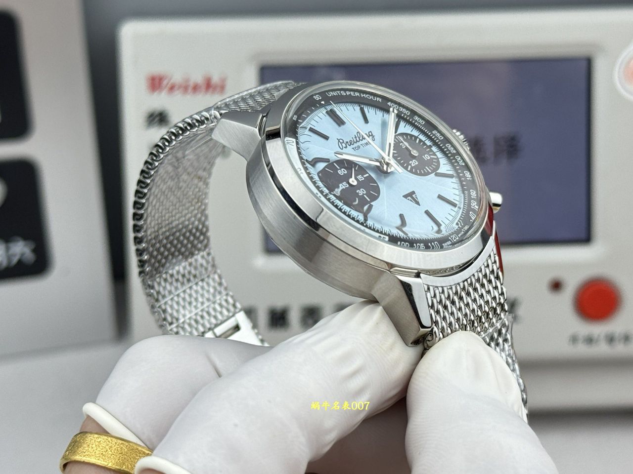 BLS百年灵TOP TIME系列AB01764A1C1A1腕表 /  