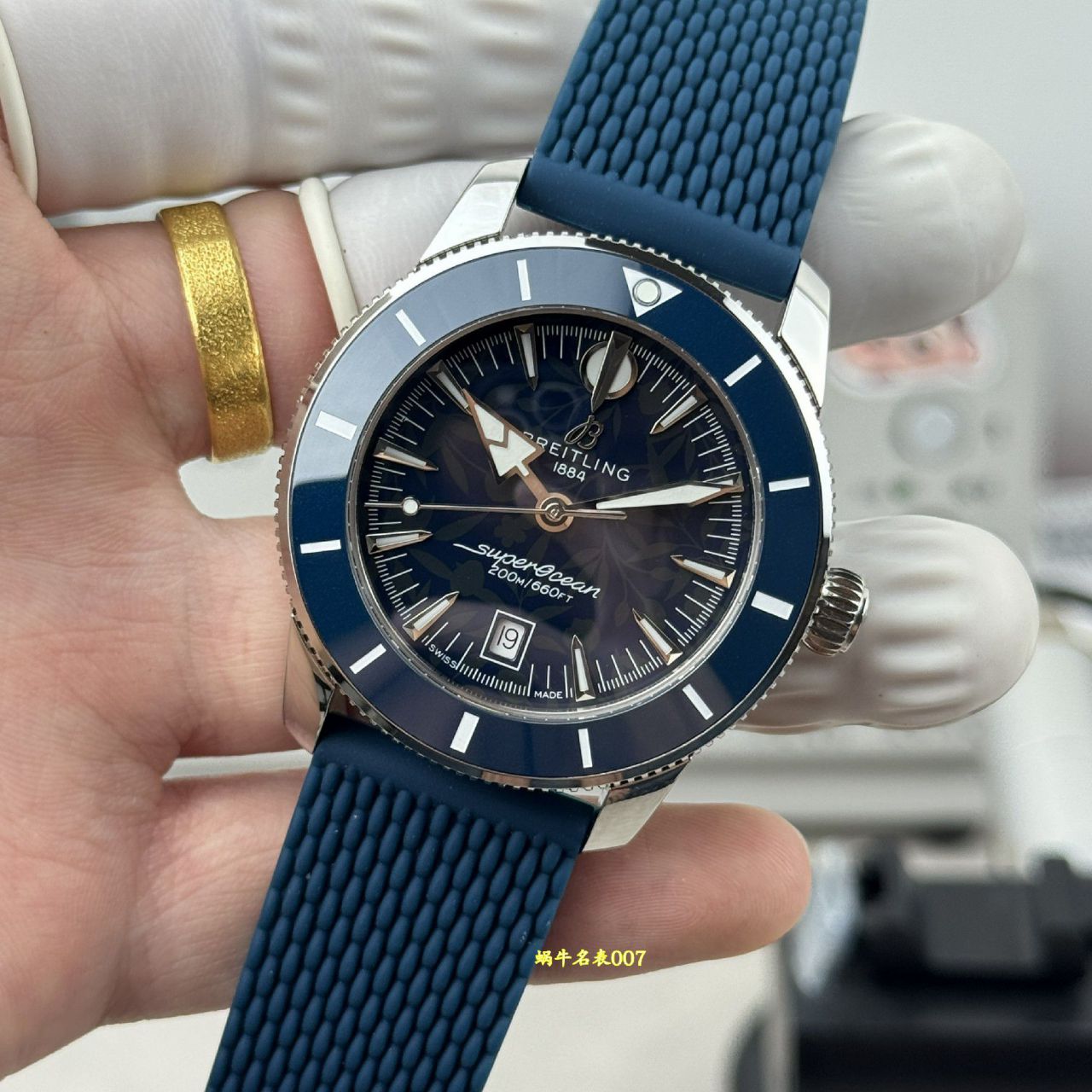 BLS百年灵超级海洋文化系列AB2010161C1S1腕表 /  