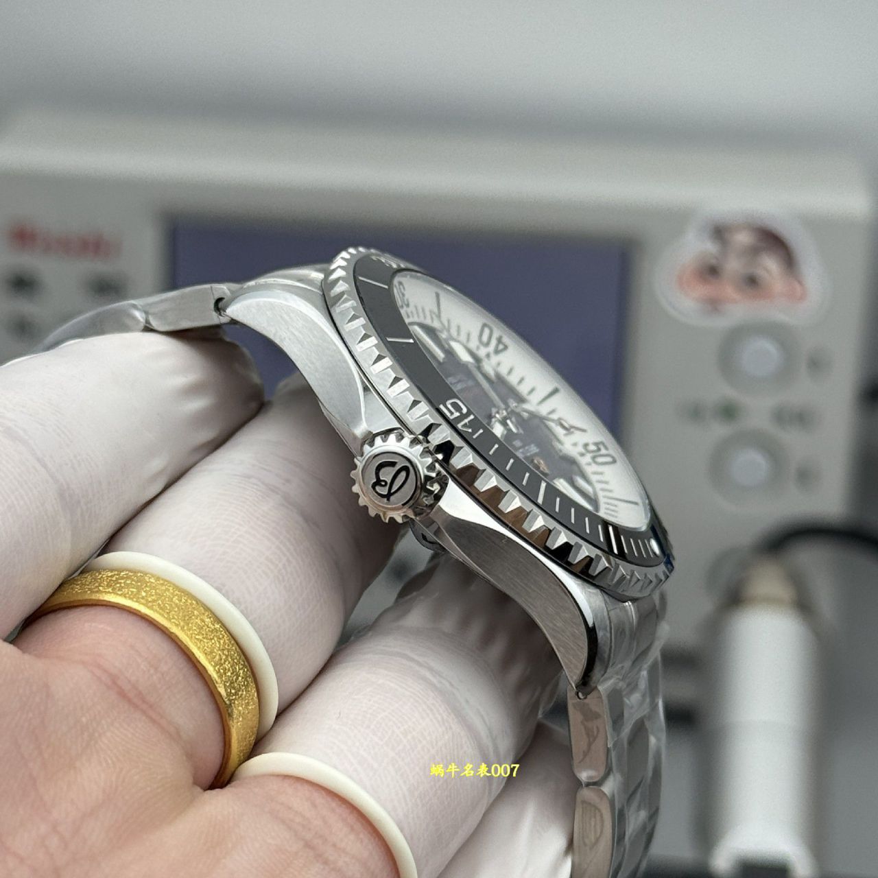 BLS百年灵超级海洋系列A17375211B1A1腕表 /  