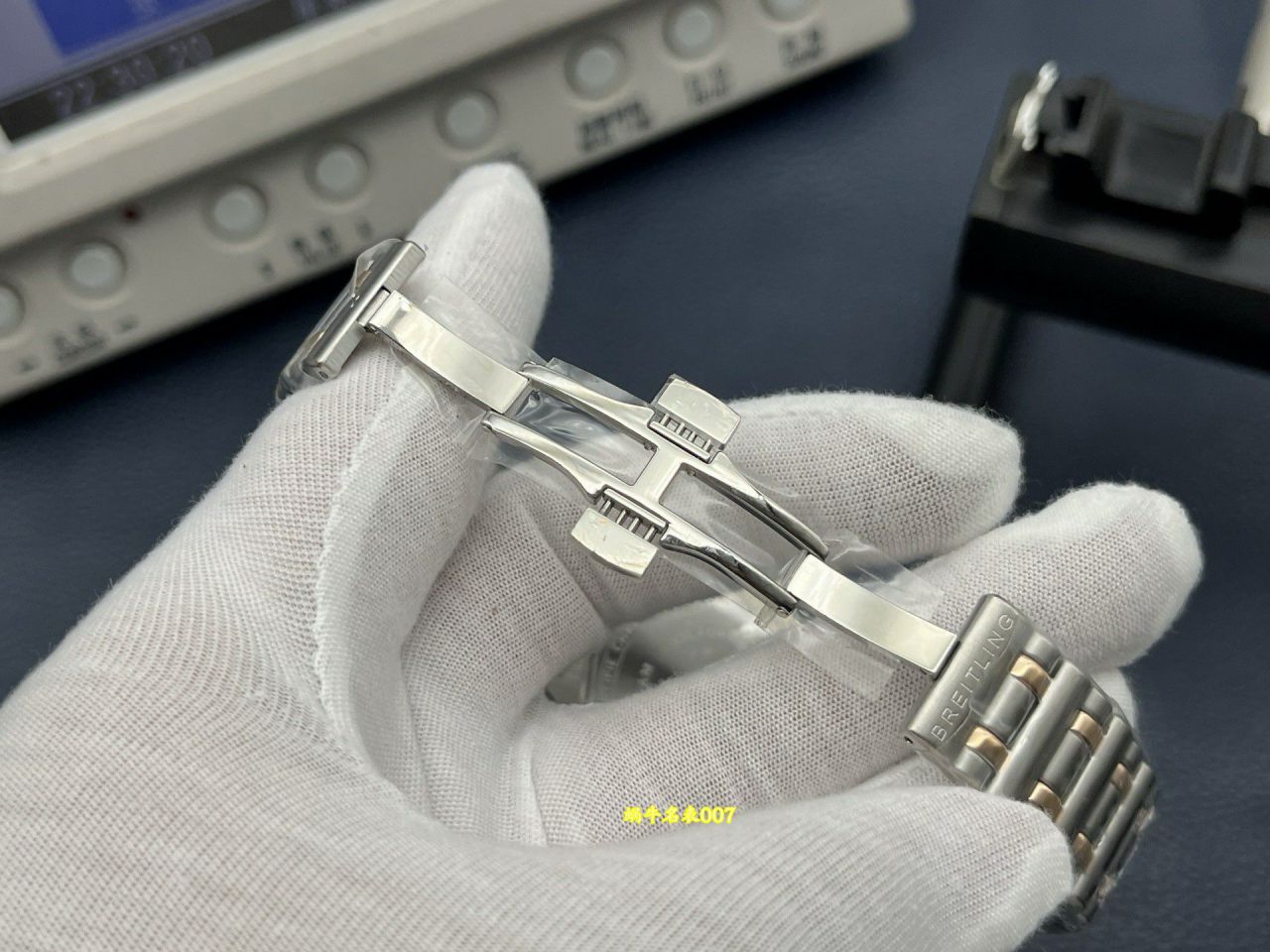 BLS百年灵机械计时系列U10380101A2U1腕表 /  