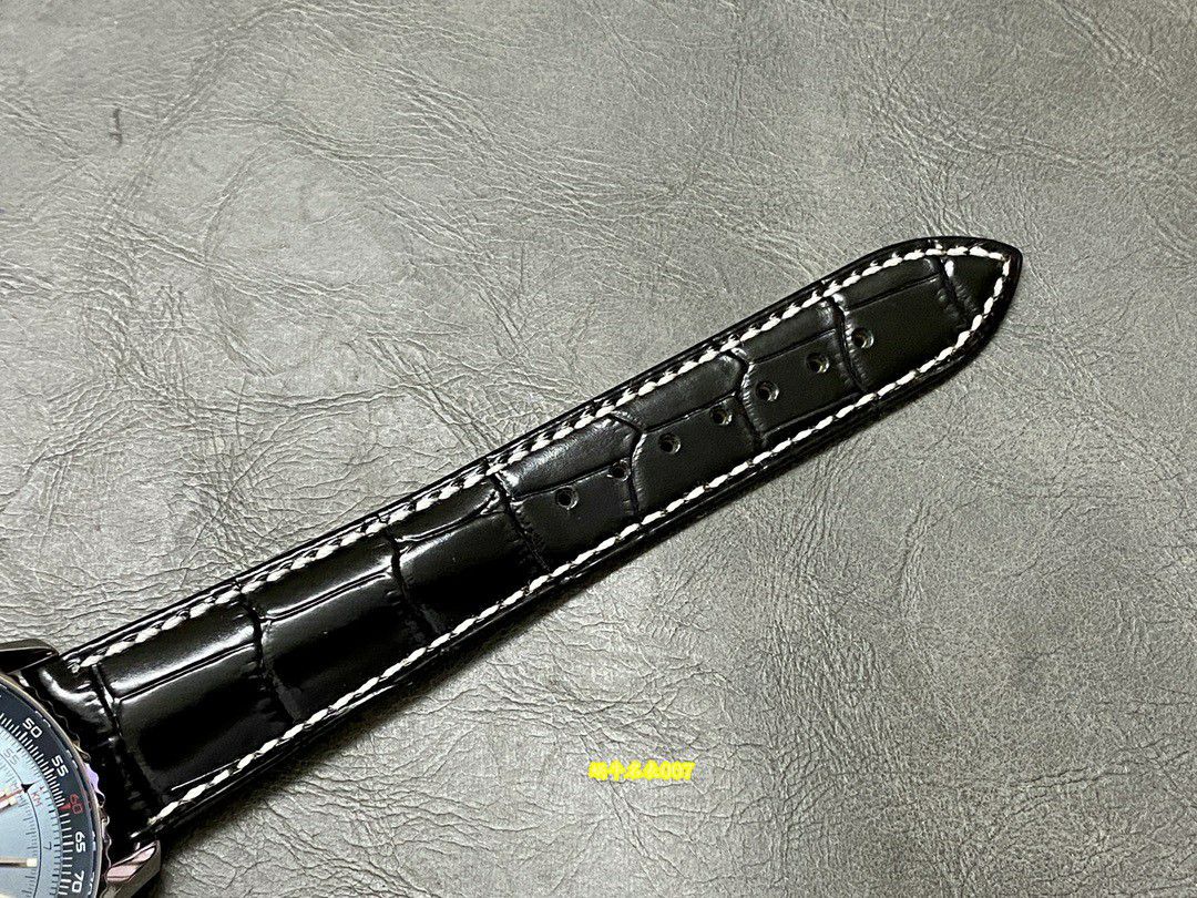 BLS百年灵航空计时系列AB0138241C1P1腕表 /  