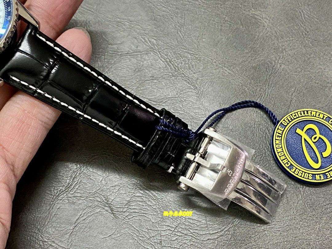 BLS百年灵航空计时系列AB0138241C1P1腕表 /  