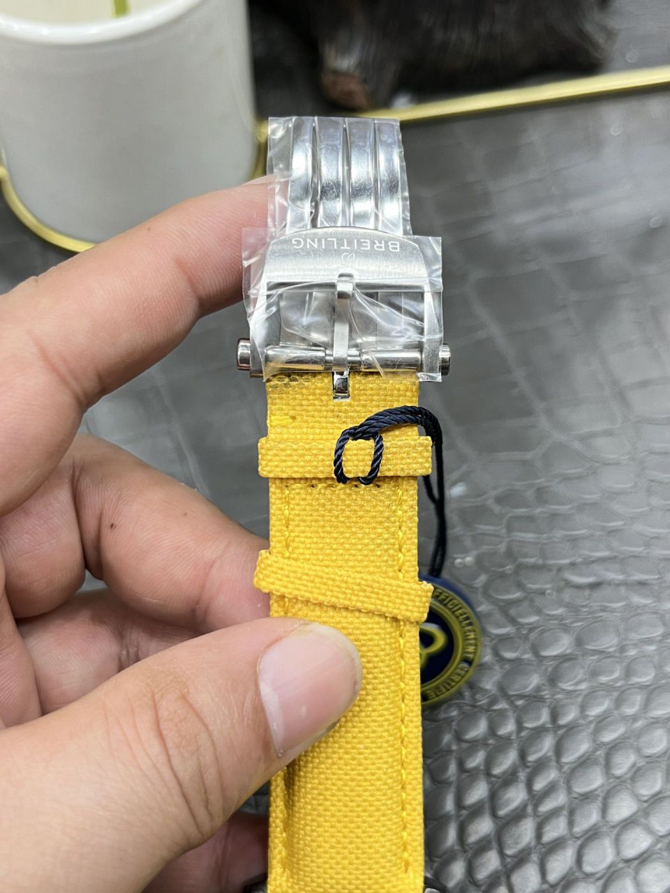 BLS百年灵复仇者系列SB0147101I1X1腕表 /  