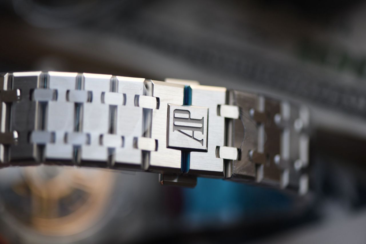 VS爱彼皇家橡树系列15500ST.OO.1220ST.02腕表 /  