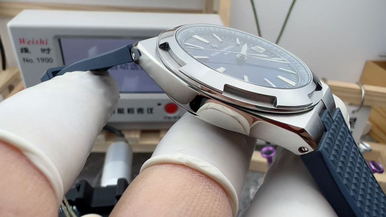 PPF江诗丹顿纵横四海系列4500V/210A-B128腕表胶带款 /  