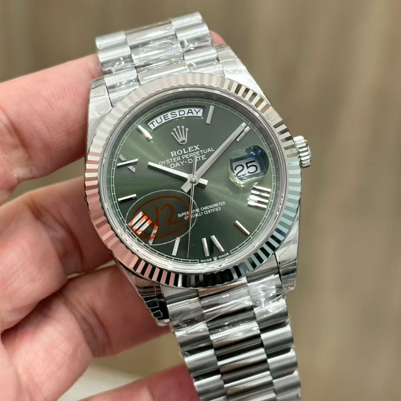 VS劳力士星期日历型系列m228235-0025腕表 /  