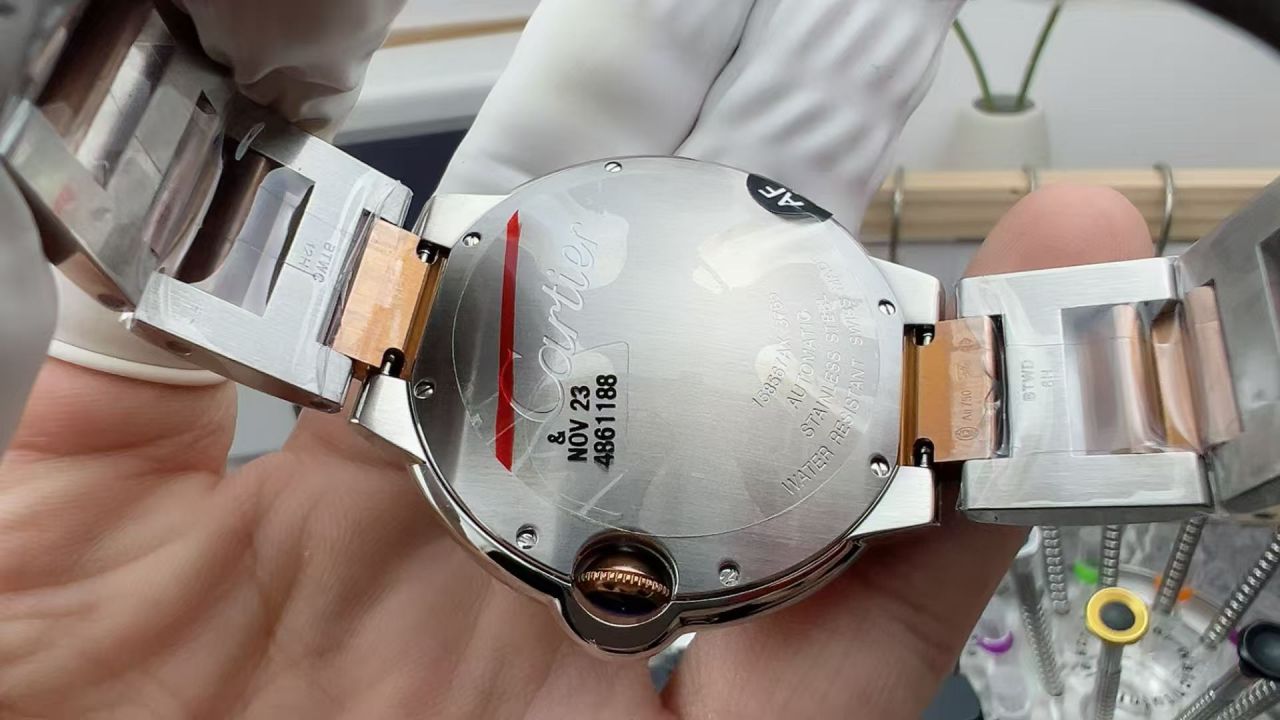 AF卡地亚蓝气球系列W6920095腕表 /  