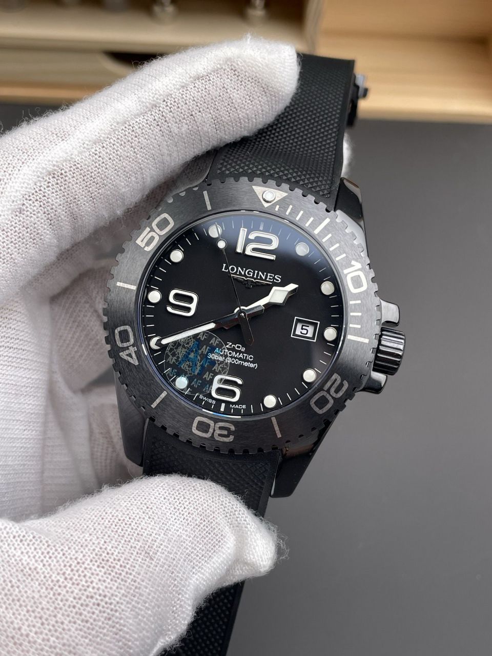 AF浪琴康卡斯系列L3.784.4.56.9腕表 /  