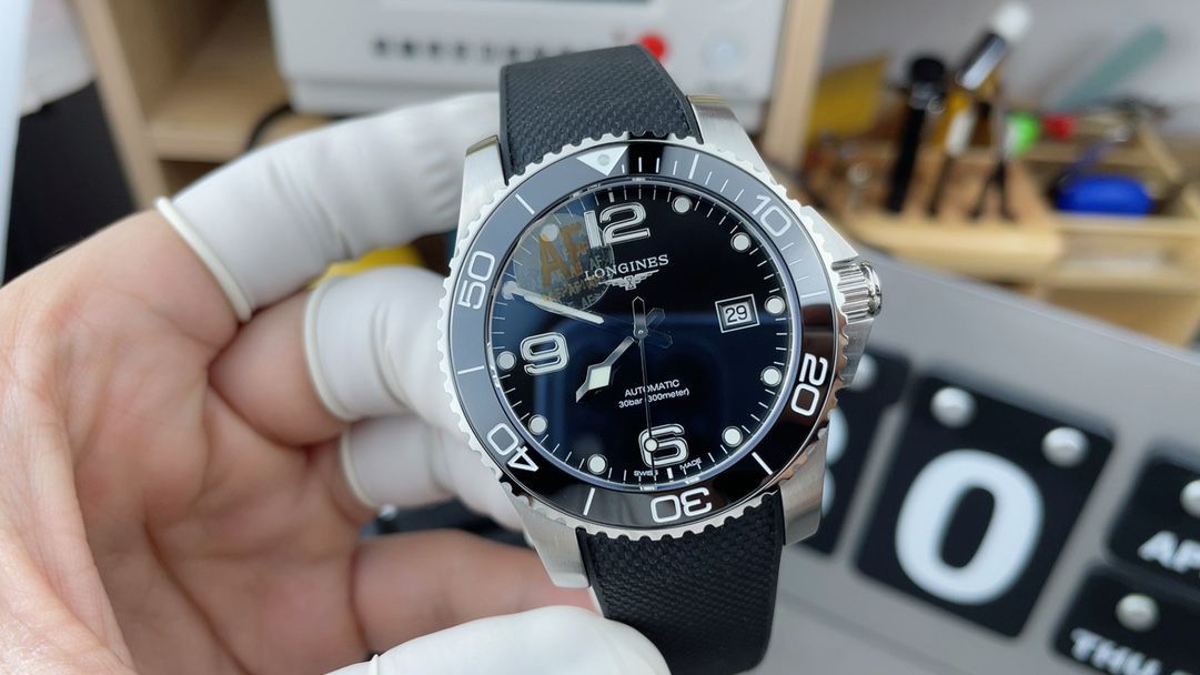 AF浪琴胶带康卡斯系列L3.781.4.56.9腕表