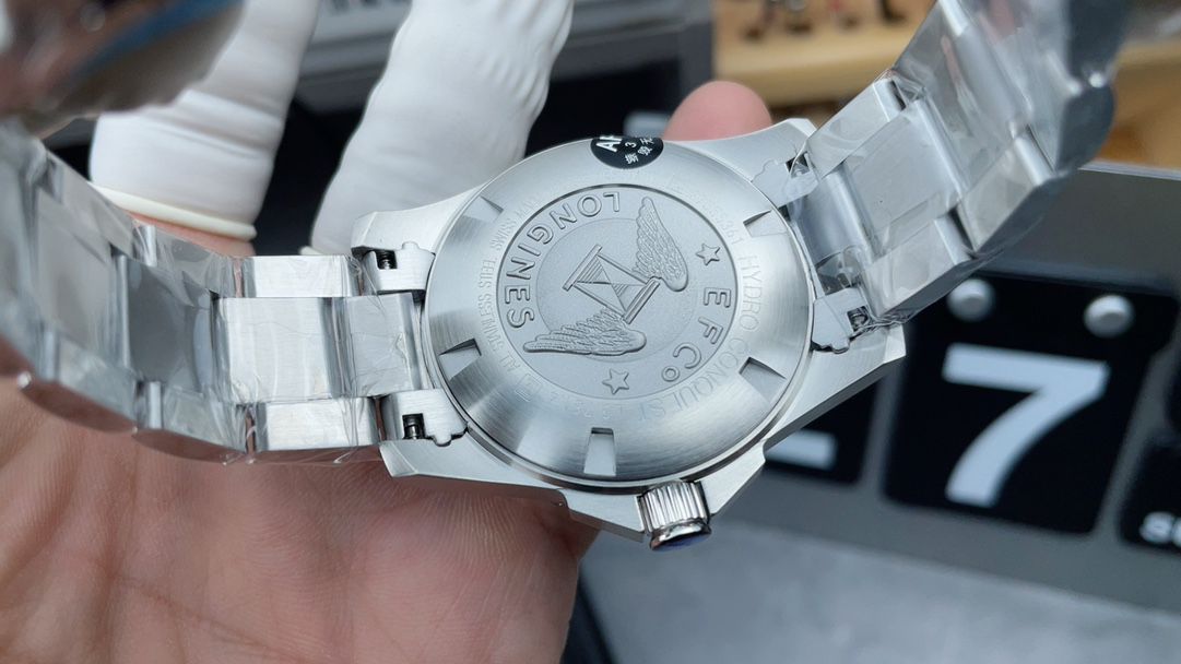 AF浪琴康卡斯系列L3.782.4.96.6腕表 /  