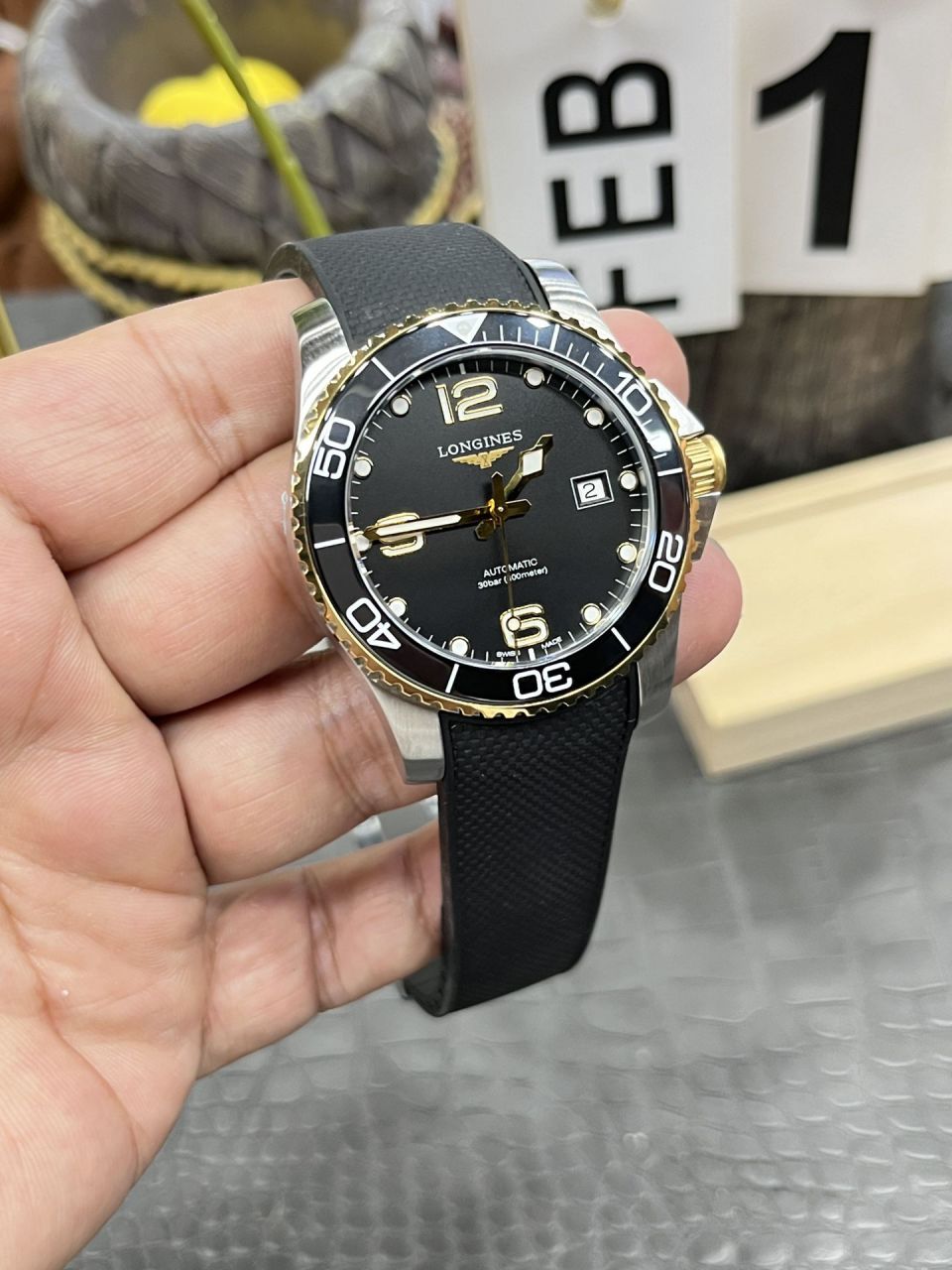 AF浪琴康卡斯系列L3.781.3.56.9腕表 /  