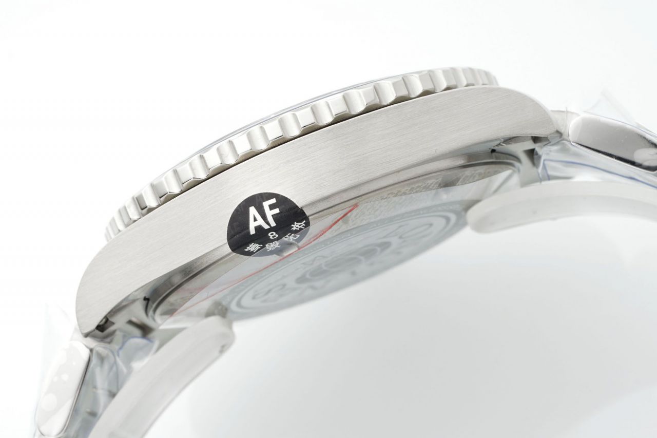 AF浪琴康卡斯系列L3.790.4.96.6腕表 /  