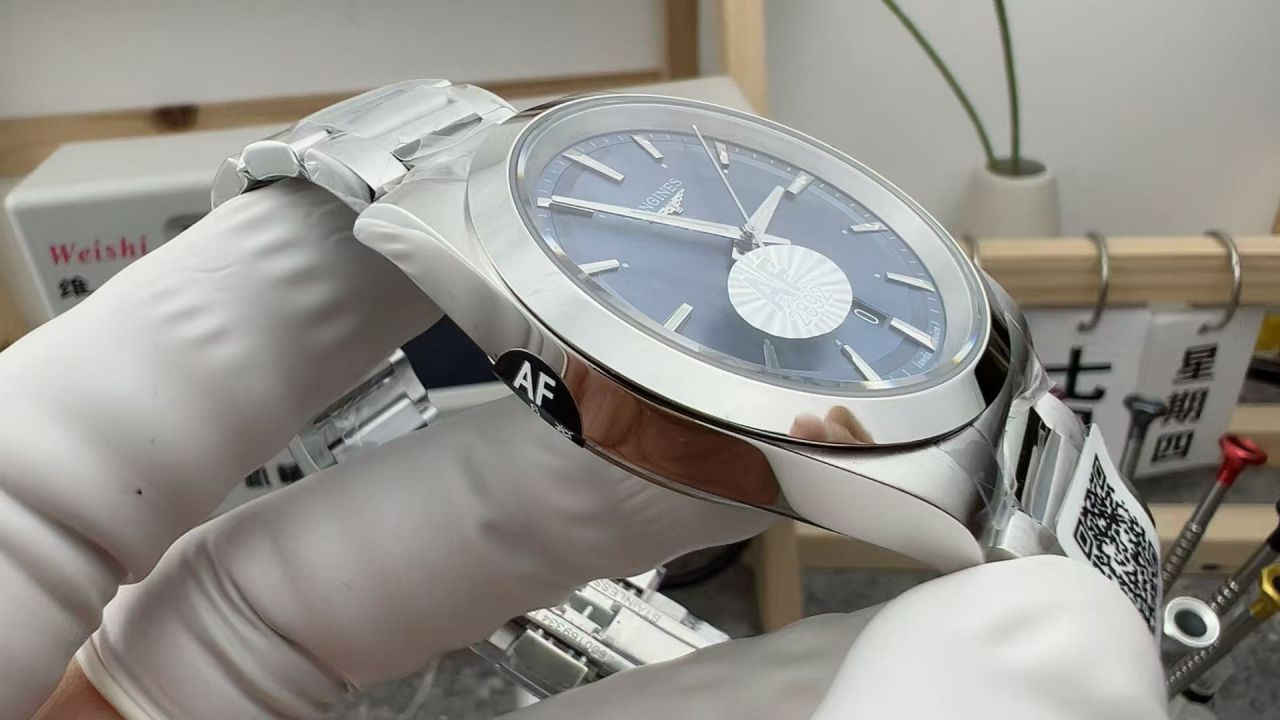 AF浪琴康卡斯悦动L3.830.4.92.6腕表 /  