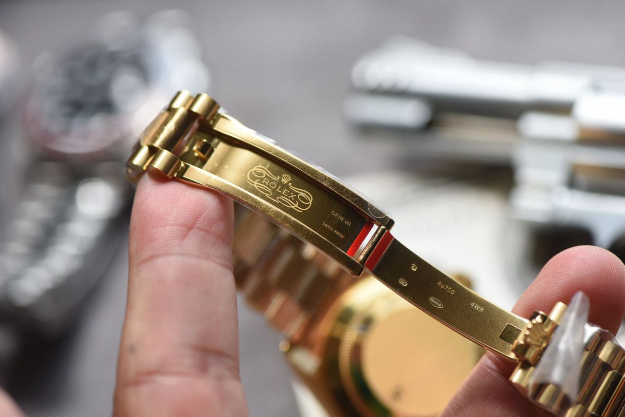 视频评测VS厂182 克 配重版顶级复刻劳力士星期日历型系列m228235-0025腕表 /  