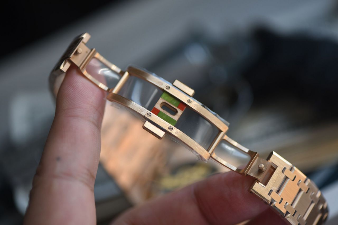 视频评测ZF厂爱彼皇家橡树顶级复刻手表16204OR.OO.1240OR.03，16204ST.OO.1240ST.01腕表 /  