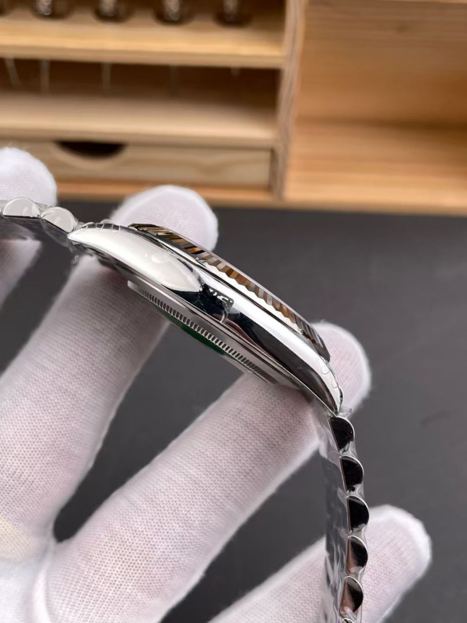 VS劳力士日志型V2系列m126334-0012腕表 /  