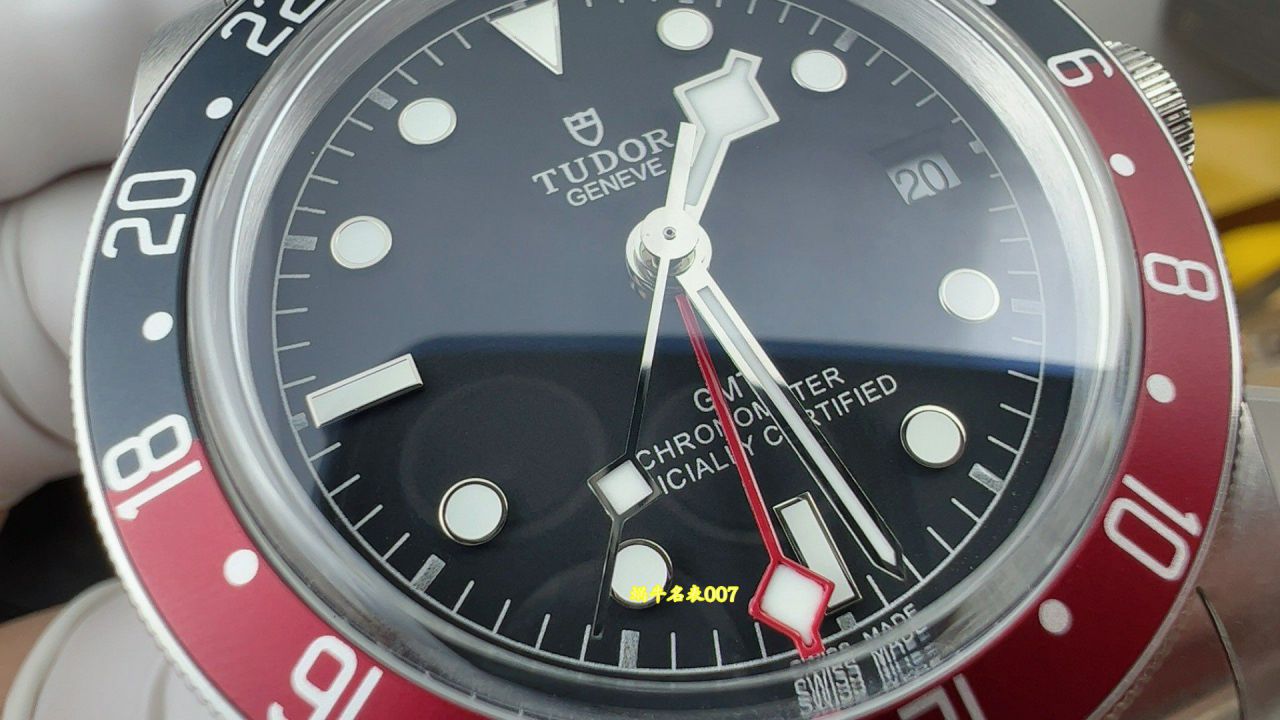 ZF帝舵碧湾系列M79830RB-0001复刻腕表(碧湾可乐圈) /  