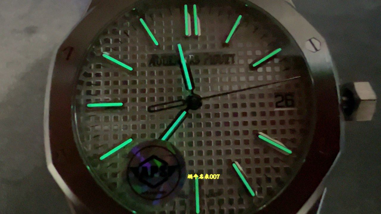 APS无卡度爱彼皇家橡树复刻手表15510ST.OO.1320ST.08腕表 /  