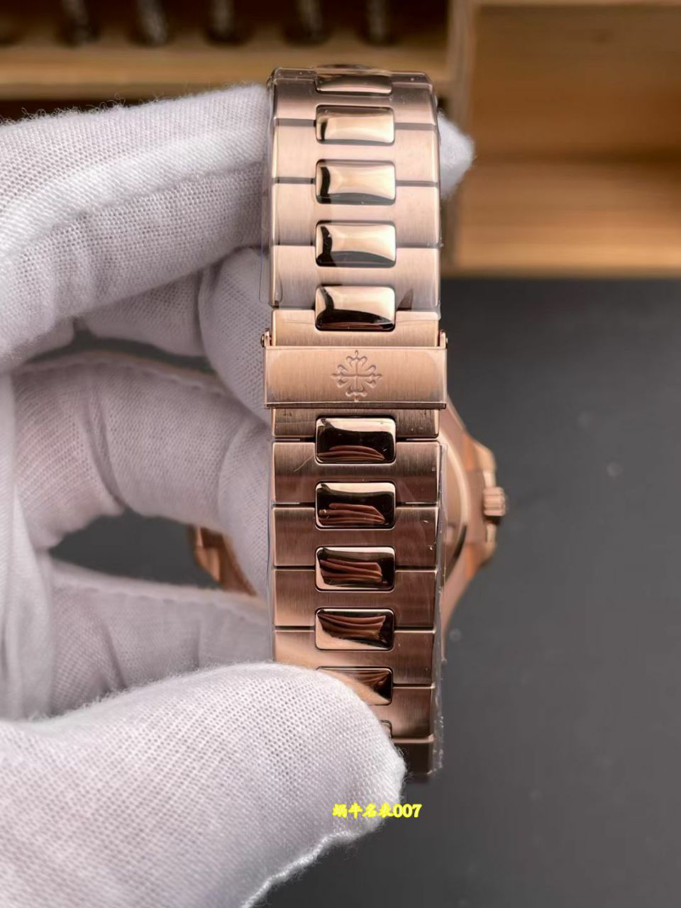 DDF配重鹦鹉螺百达翡丽运动优雅系列复刻手表5711/1R-001腕表 /  