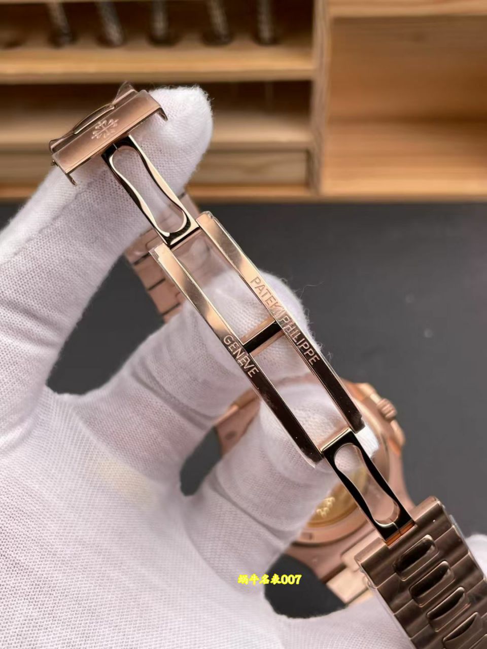 DDF配重鹦鹉螺百达翡丽运动优雅系列复刻手表5711/1R-001腕表 /  