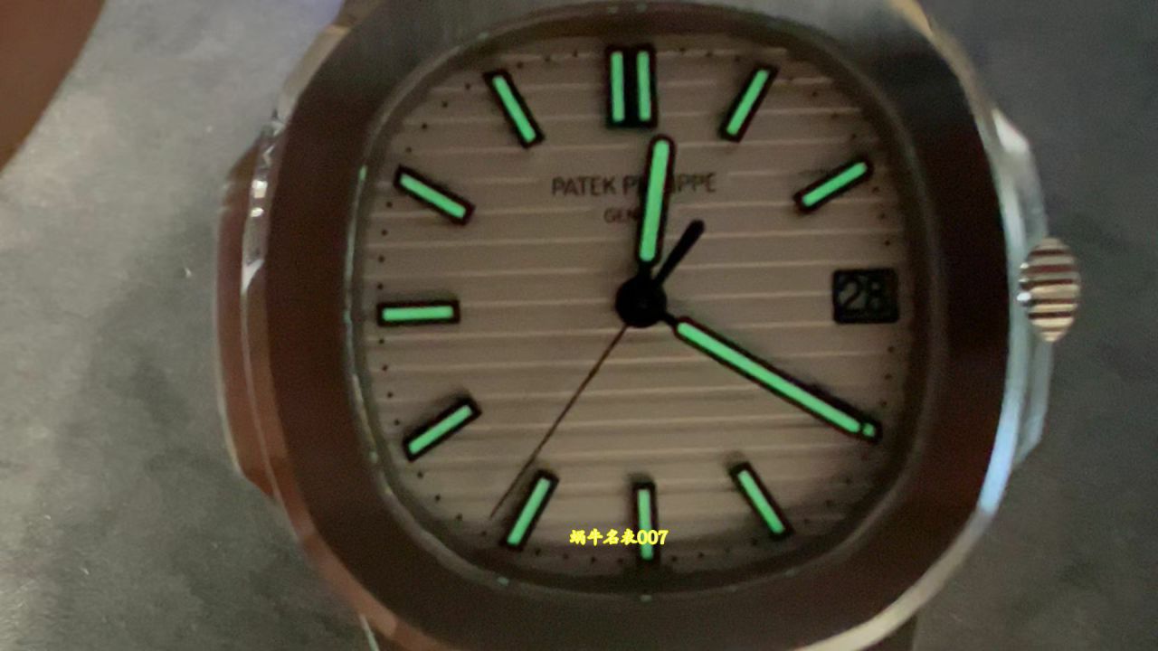 DDF百达翡丽鹦鹉螺复刻手表5711/1A-011腕表 /   