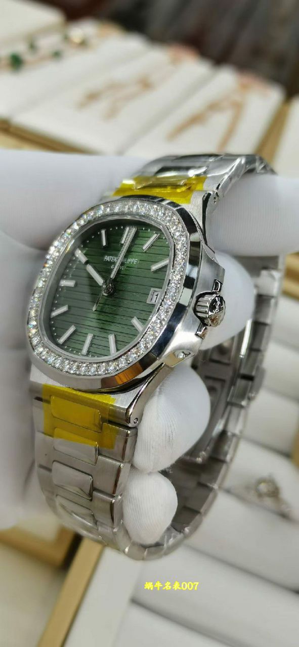 高端定制真钻包真金后加工百达翡丽运动优雅系列5711/1A-014腕表 
