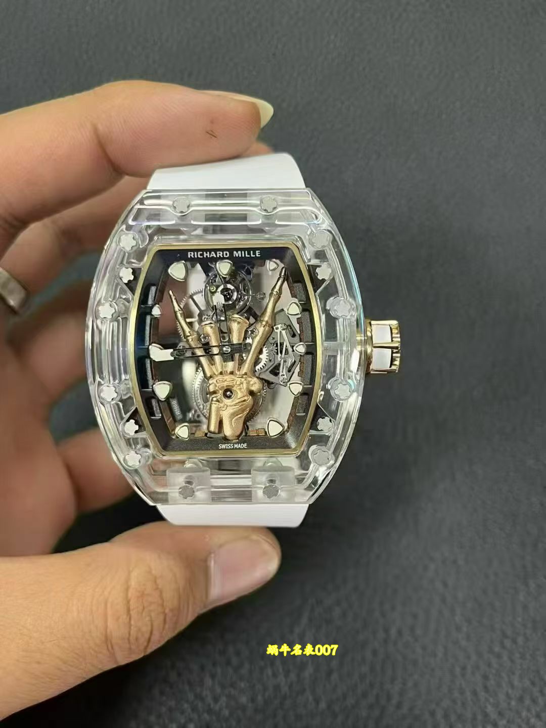 理查德米尔rm066金手指陀飞轮 高端私人定制 发货实拍 碳纤维 蓝宝水晶都可以定制 /  