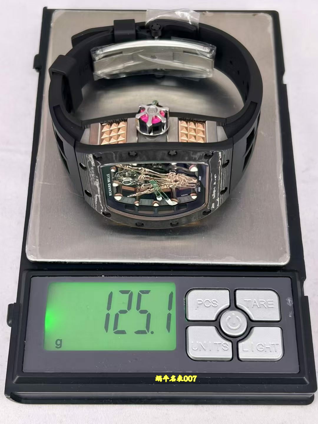 理查德米尔rm066金手指陀飞轮 高端私人定制 发货实拍 碳纤维 蓝宝水晶都可以定制 /  