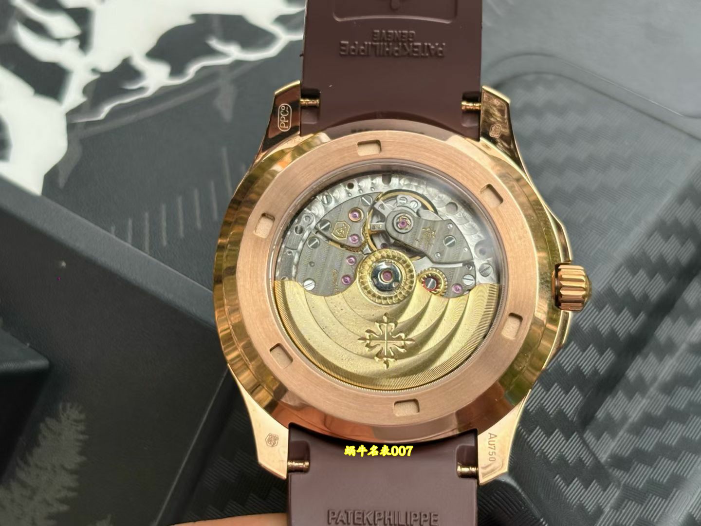 Victory厂百达翡丽AQUANAUT笑脸手雷5261R-001顶级复刻腕表 /  