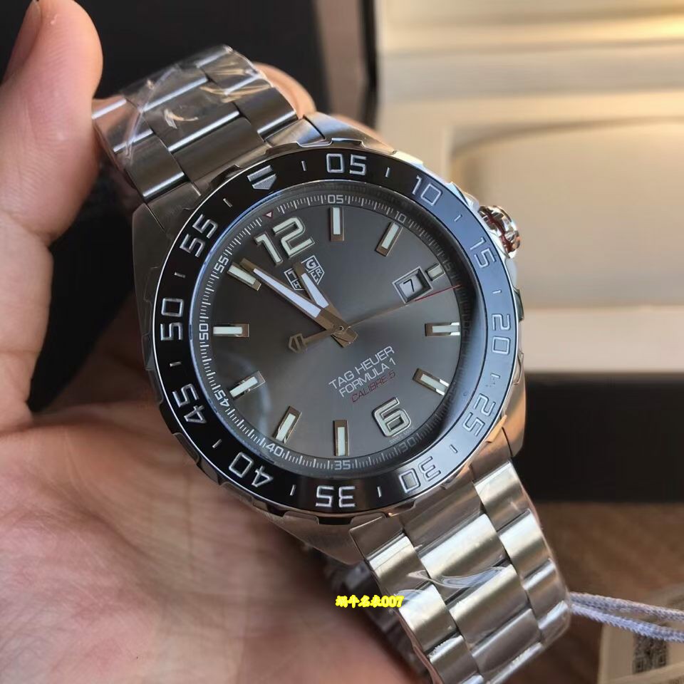 原单泰格豪雅F1系列WAZ2011.BA0842腕表 /   