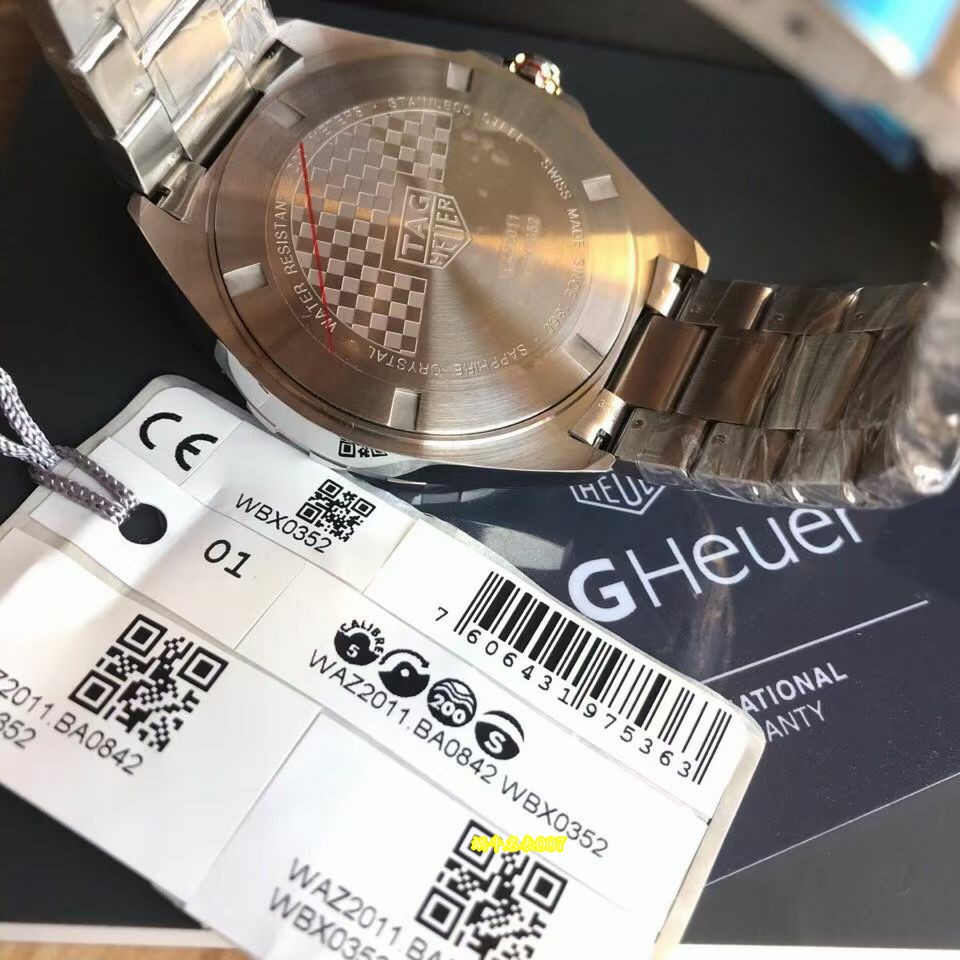 原单泰格豪雅F1系列WAZ2011.BA0842腕表 /   