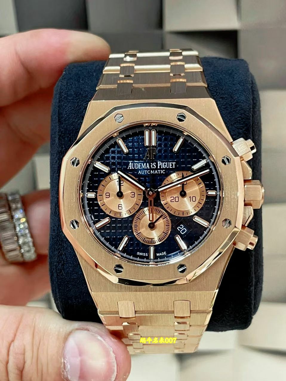 高端定制包金加工爱彼皇家橡树系列26331OR.OO.1220OR.01腕表 /  