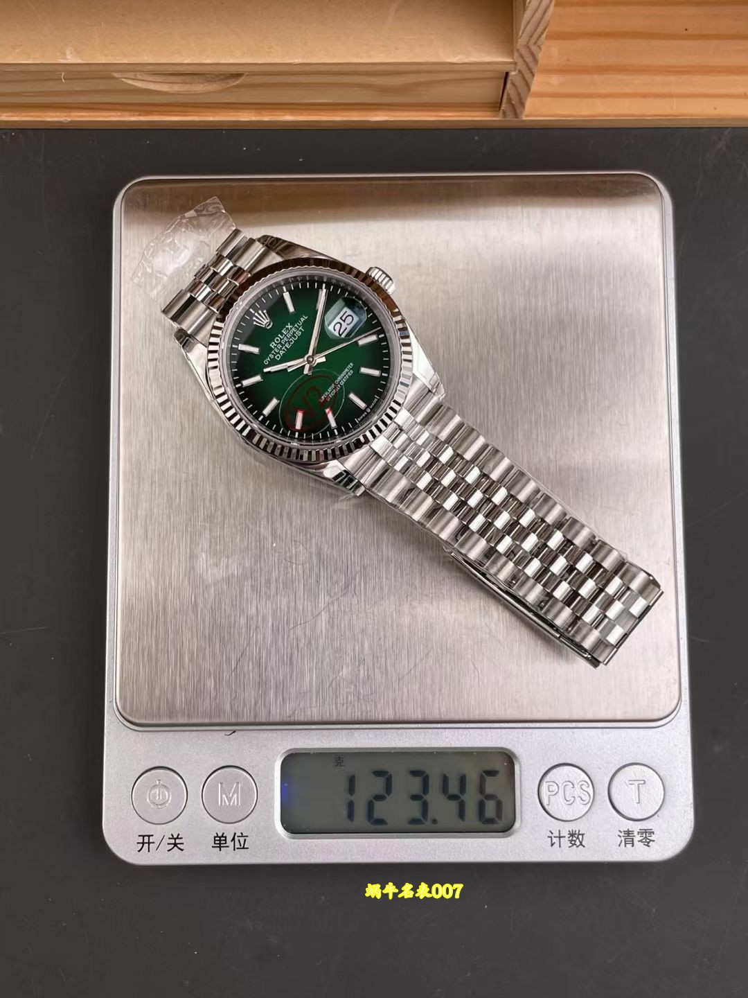 VS 烟熏绿日志劳力士高仿手表搪瓷渐变绿日志V2版36mm /  
