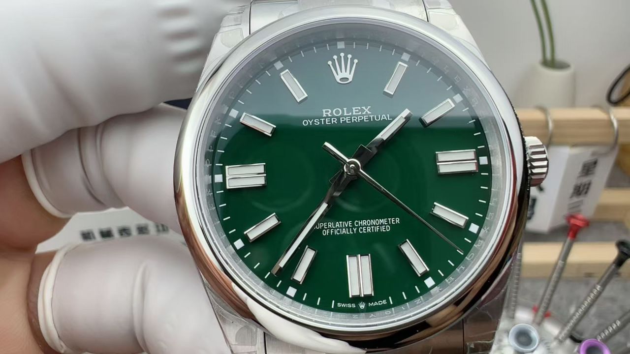 VS劳力士蚝式恒动系列134300-0004腕表