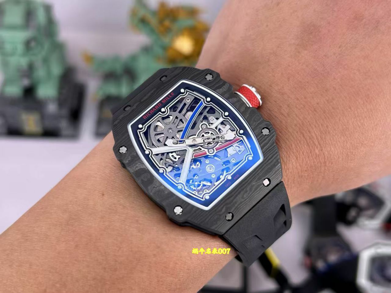 视频评测超高端定制RICHARD MILLE理查米尔手表型号RM 67-02最薄8mm 最轻39克 / RM67-02GD